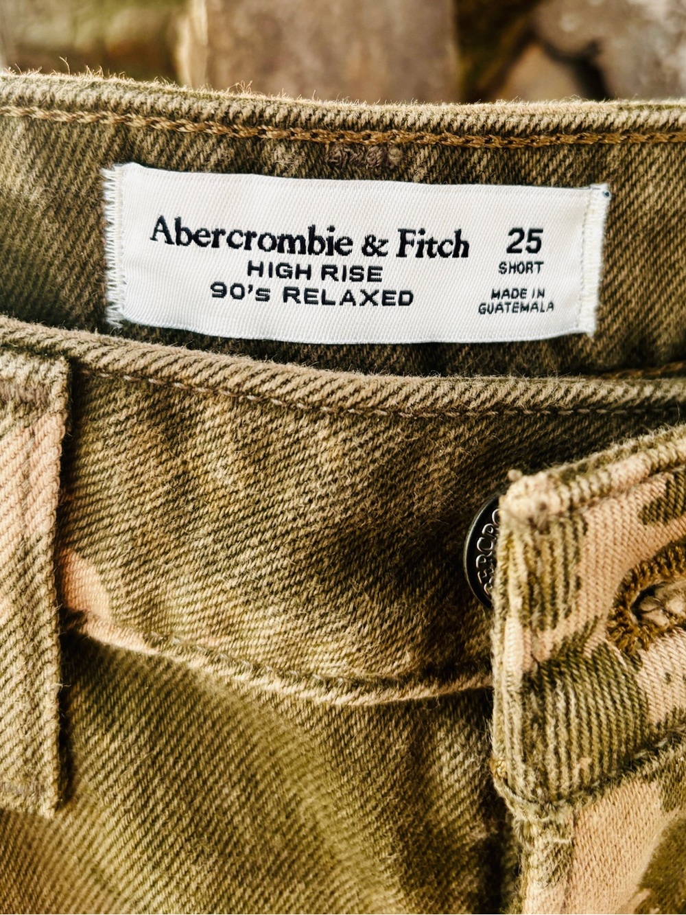 NWOT Abercrombie & Fitch Camo 90s Relaxed High Rise Jeans Y2K Sz 25 Short - Picture 8 of 8